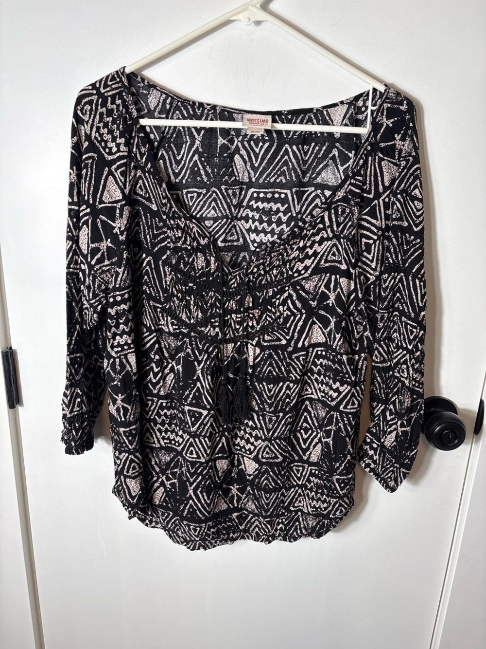 Mossimo XL Boho Peasant Blouse Black Tribal Geometric Print Tassel Tie Top